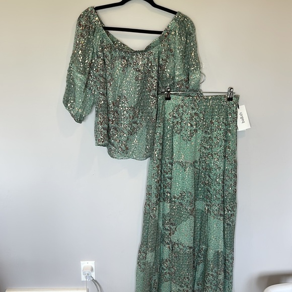 ba&sh Off Shoulder Olga Top NWT - Picture 11 of 12